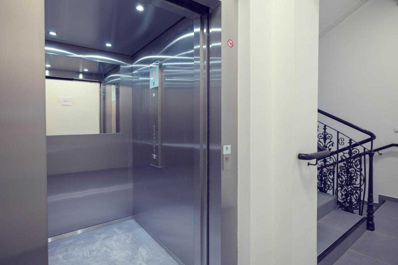 The 77 Anna Apartment Виена Екстериор снимка